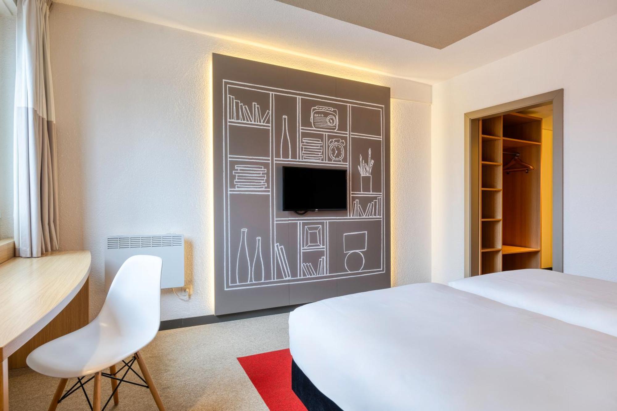B&B Hotel Mons Gare Exterior foto