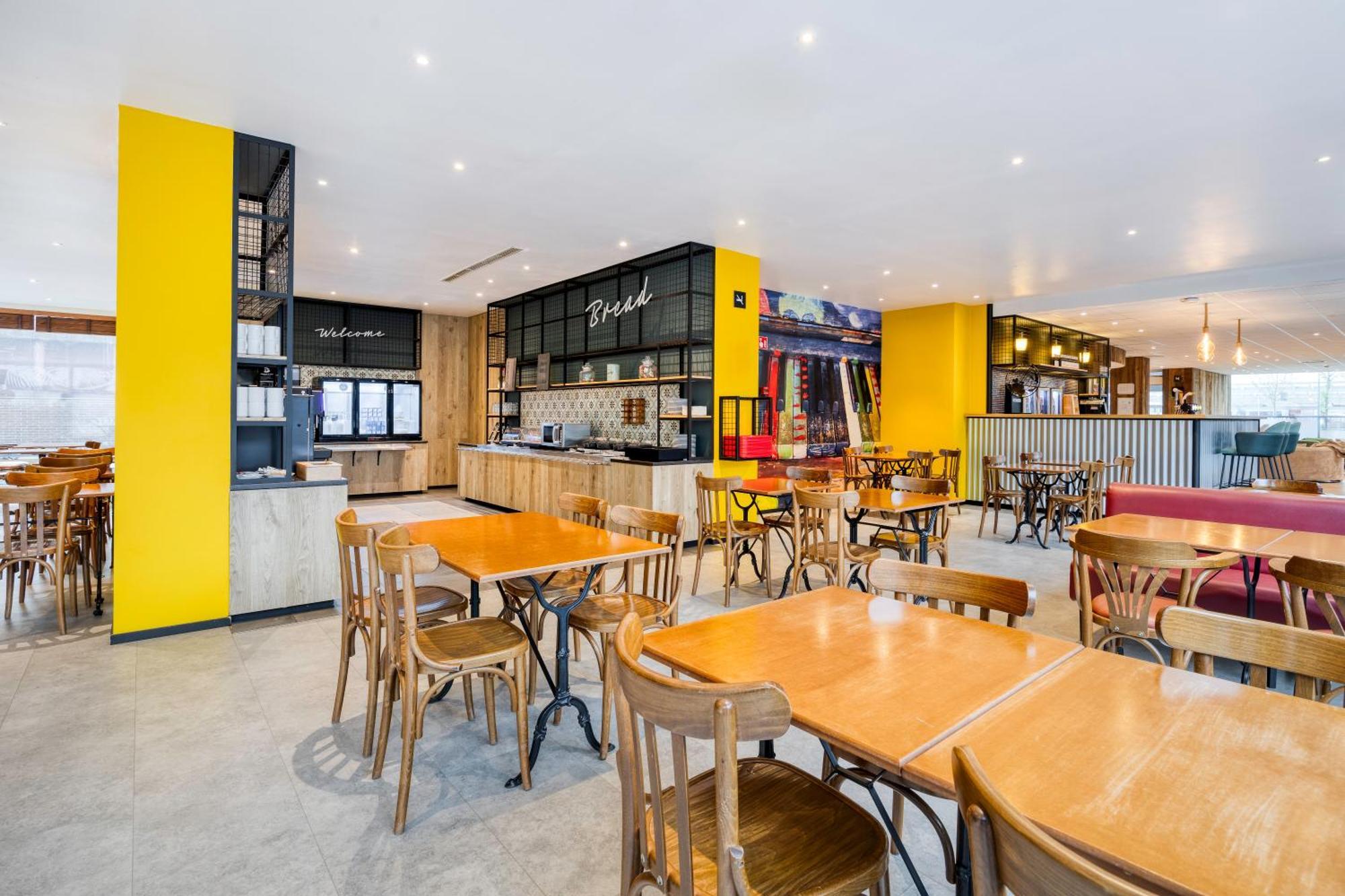B&B Hotel Mons Gare Exterior foto